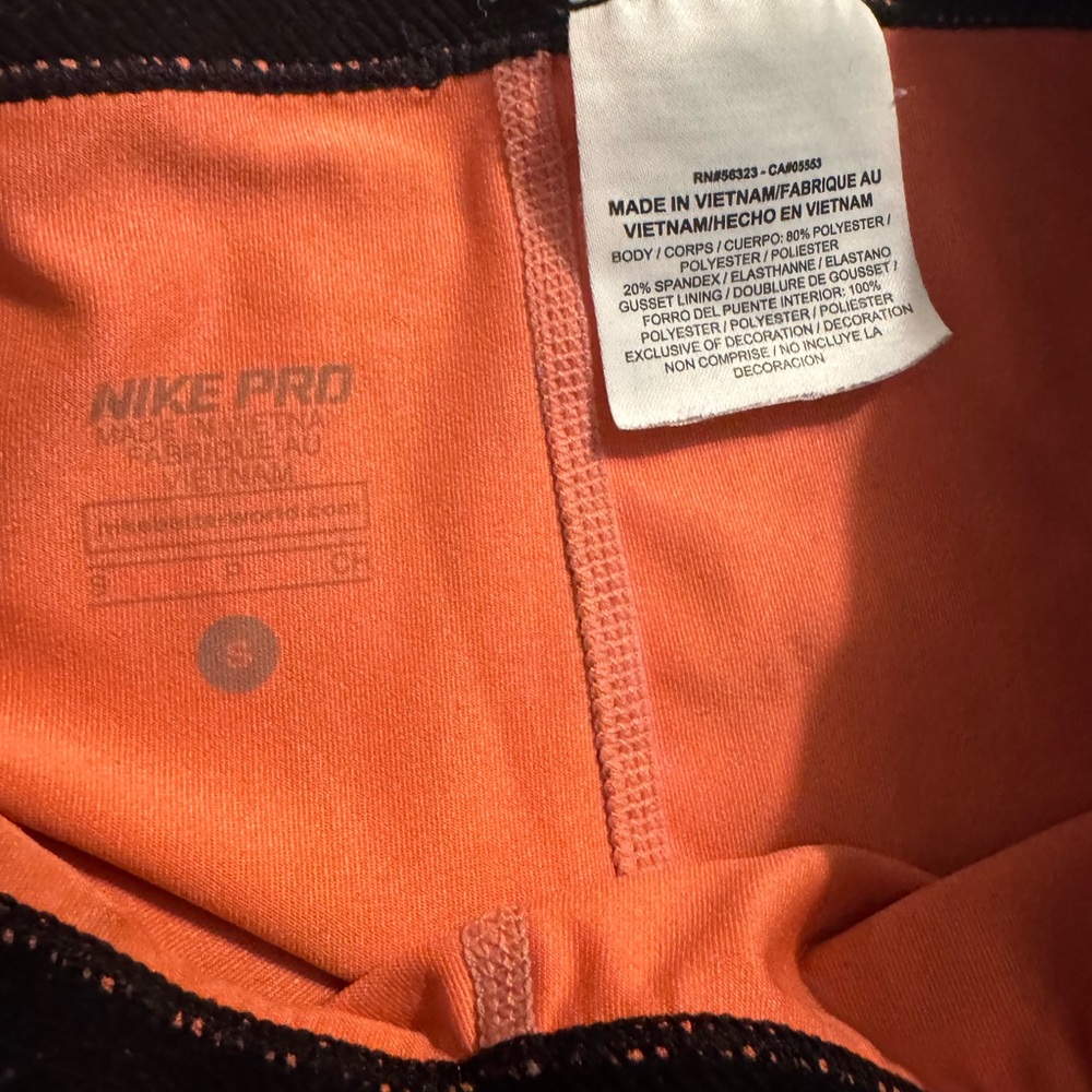 Nike Pro Hyperwarm Graphic Compression Leggings · Pink Black · Women’s Small - Picture 4 of 4